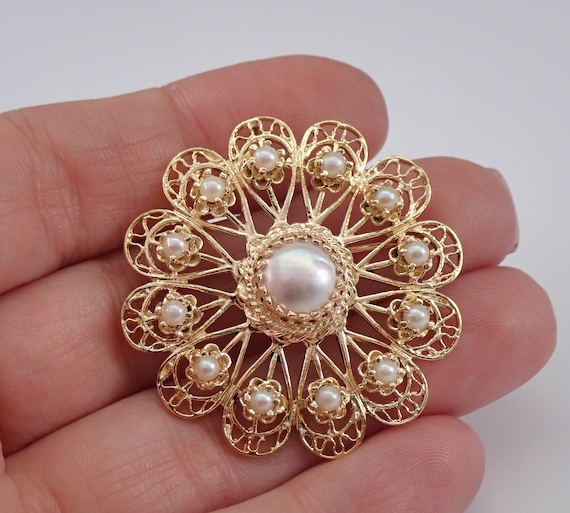 70s Vintage Pearl Brooch - 14K Yellow Gold Filigree Pin - Unique Scalloped Snowflake Pendant - June Birthstone Gift