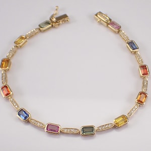 Pulsera de zafiro multicolor en oro amarillo de 14 quilates: engaste de tenis de diamantes apilable - Piedra preciosa rosa, azul, naranja y verde