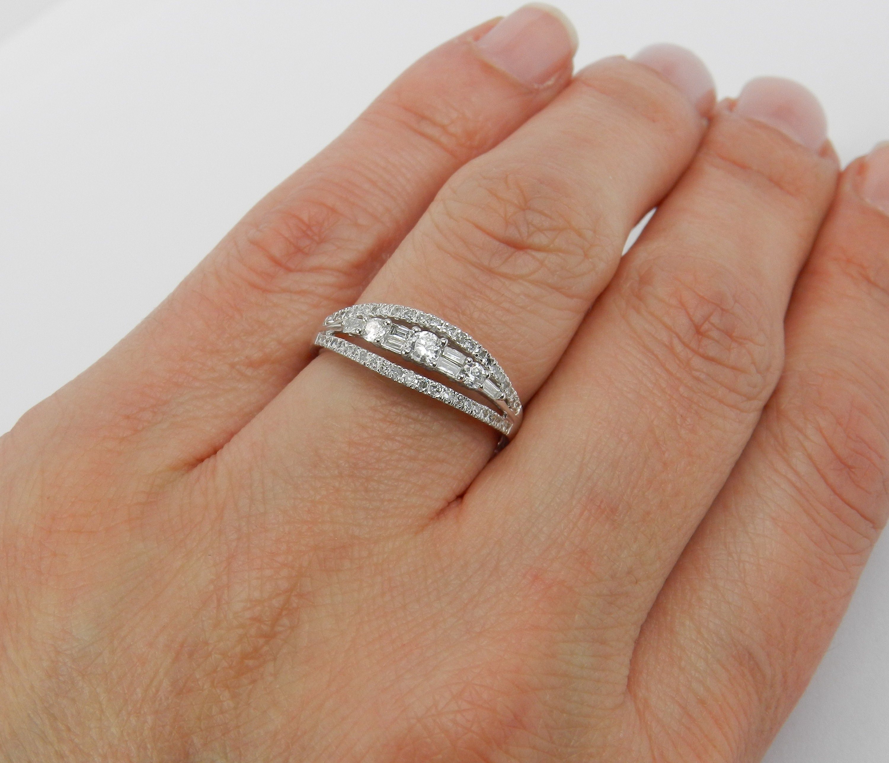 Diamond Wedding Ring Anniversary Band Size 7 14K White Gold Natural