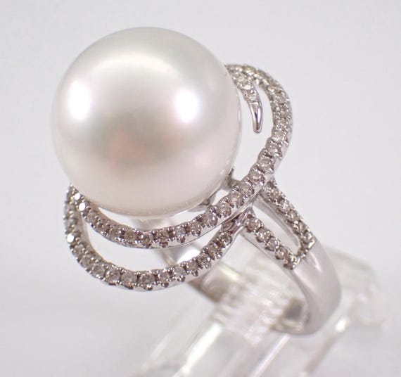 18K White Gold South Sea Pearl Ring: Diamond Halo Engagement Setting
