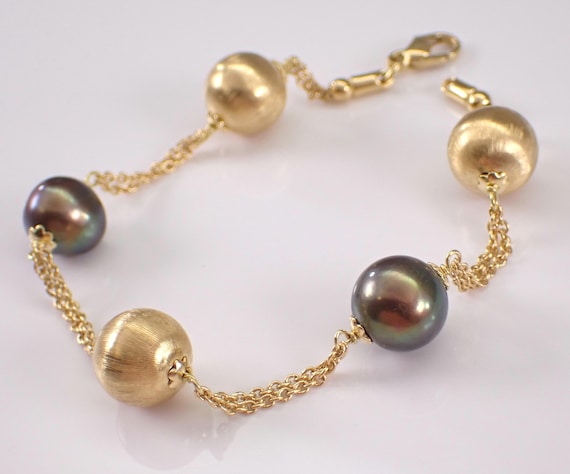 Vintage 18K Yellow Gold Tahitian Black Pearl Bracelet: Tin Cup Multi Strand Link Chain