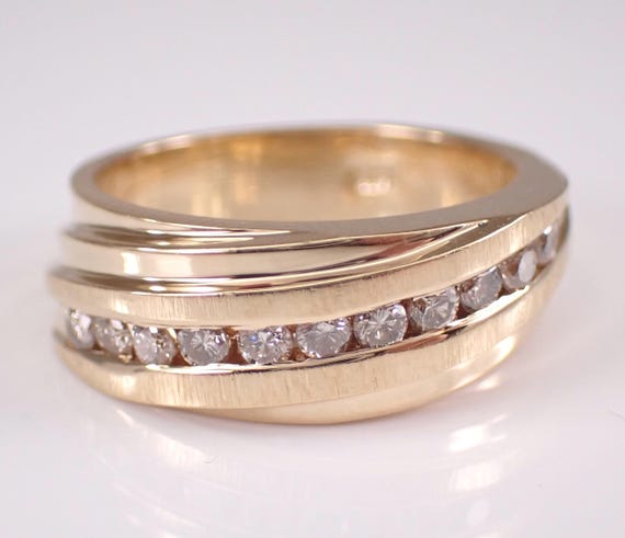 Vintage 14K Yellow Gold Diamond Wedding Band: Estate Bridal Anniversary Ring