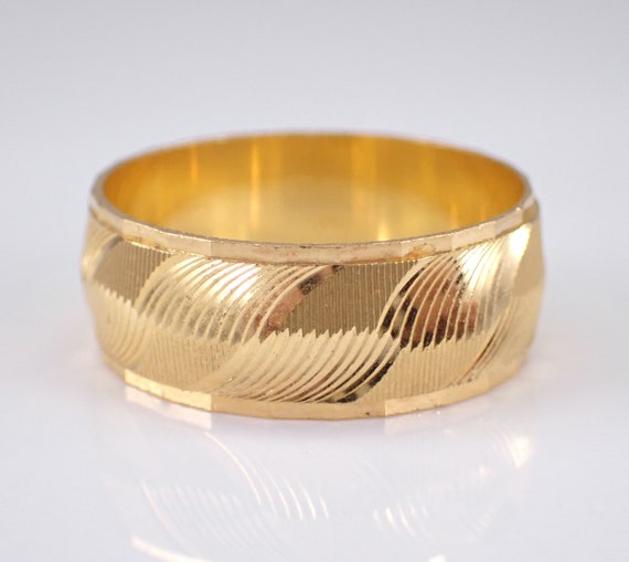 Vintage 21K Yellow Gold Wedding Ring - Estate Bri… - image 2