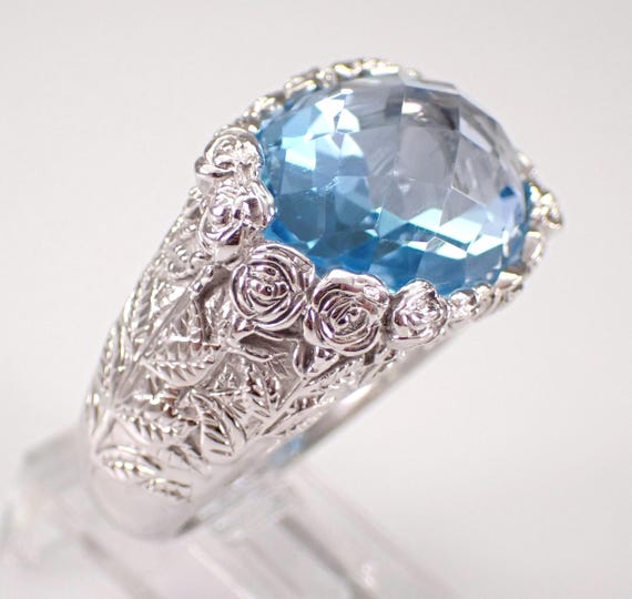 18K White Gold Blue Topaz Solitaire Ring: Unique Gemstone Flower Fine Jewelry Band
