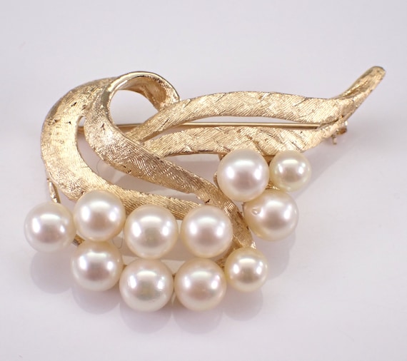 14K Yellow Gold Pearl Brooch - 70s Vintage Estate Lapel Pin - Unique June Birthstone Jewelry Gift