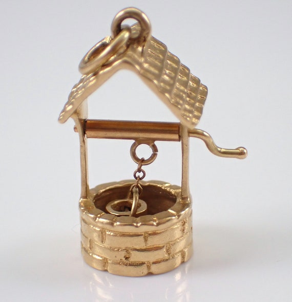 Vintage 14K Yellow Gold Water Well Charm - Estate Watering Hole Pendant - Movable Handle Bar and Bucket for Necklace or Bracelet