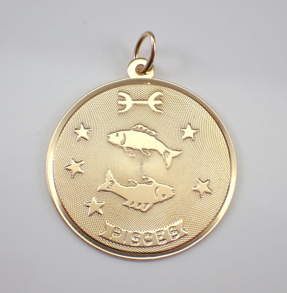 Vintage 14K Yellow Gold Pisces Fish Charm Pendant, Estate Zodiac Disk for Necklace or Bracelet