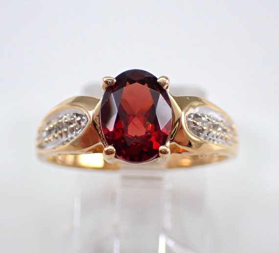 Vintage Garnet and Diamond Engagement Ring - 14K Yellow Gold Estate Birthstone Jewelry