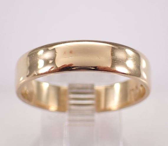 Vintage Solid 14k Yellow Gold Wedding Ring - Unique Stacking Anniversary Band - Estate Bridal Fine Jewelry Gift