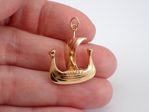 Vintage 14K Yellow Gold Viking Longship Charm, Sailboat Pendant for Necklace or Bracelet