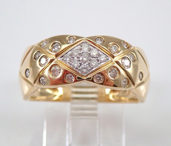 14K Yellow Gold Diamond Wedding Ring Anniversary Band Size 7 Flush Burnish Set