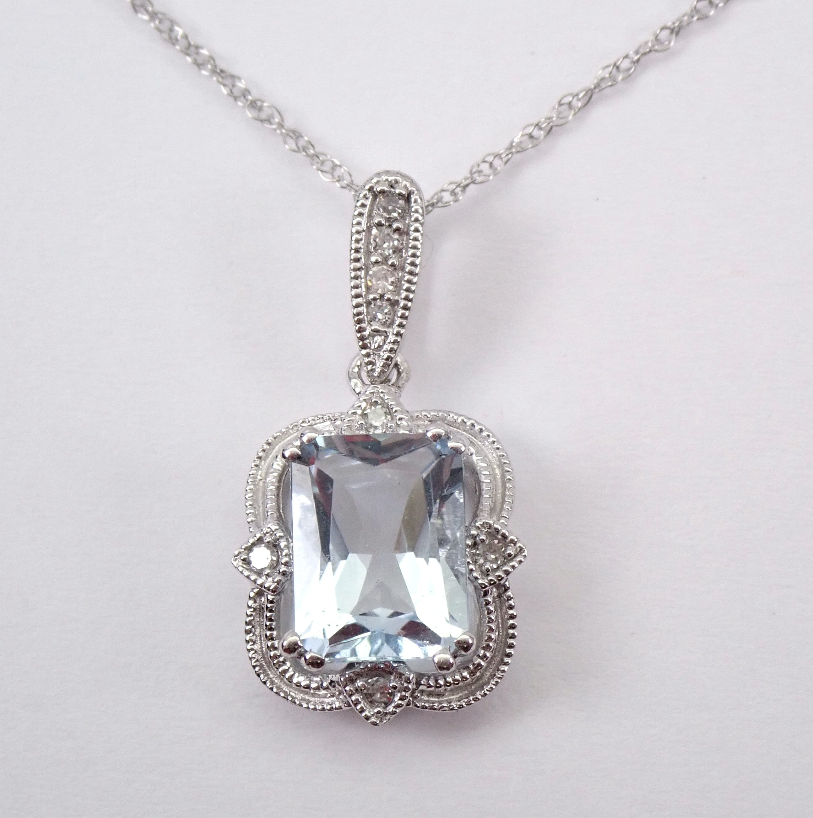 aquamarine necklace