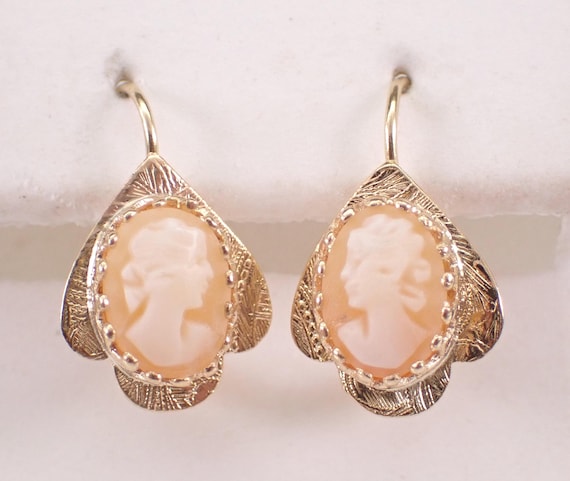 Vintage 14K Yellow Gold Cameo Earrings: Unique Antique Dangle Drops