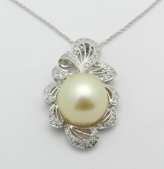 18K White Gold Golden South Sea Pearl Necklace - Filigree Diamond Set Pendant and Chain - Unique Fine Jewelry Gift