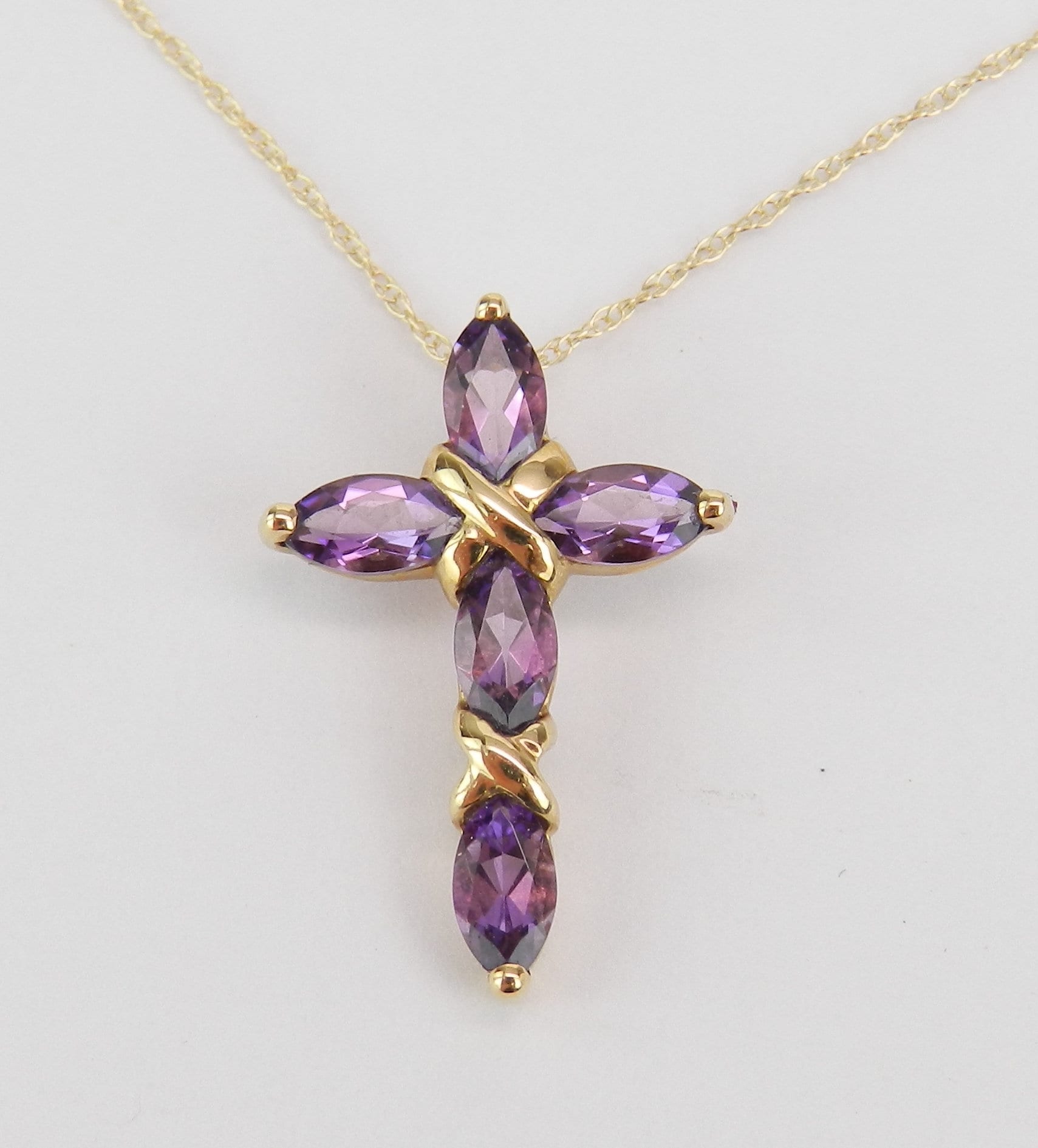 gold chain with crystal beads