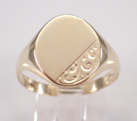 Vintage 14kt Yellow Gold Signet Ring, Antique Unisex Oval Engravable Pinky Band, Unique Fine Jewelry Gift