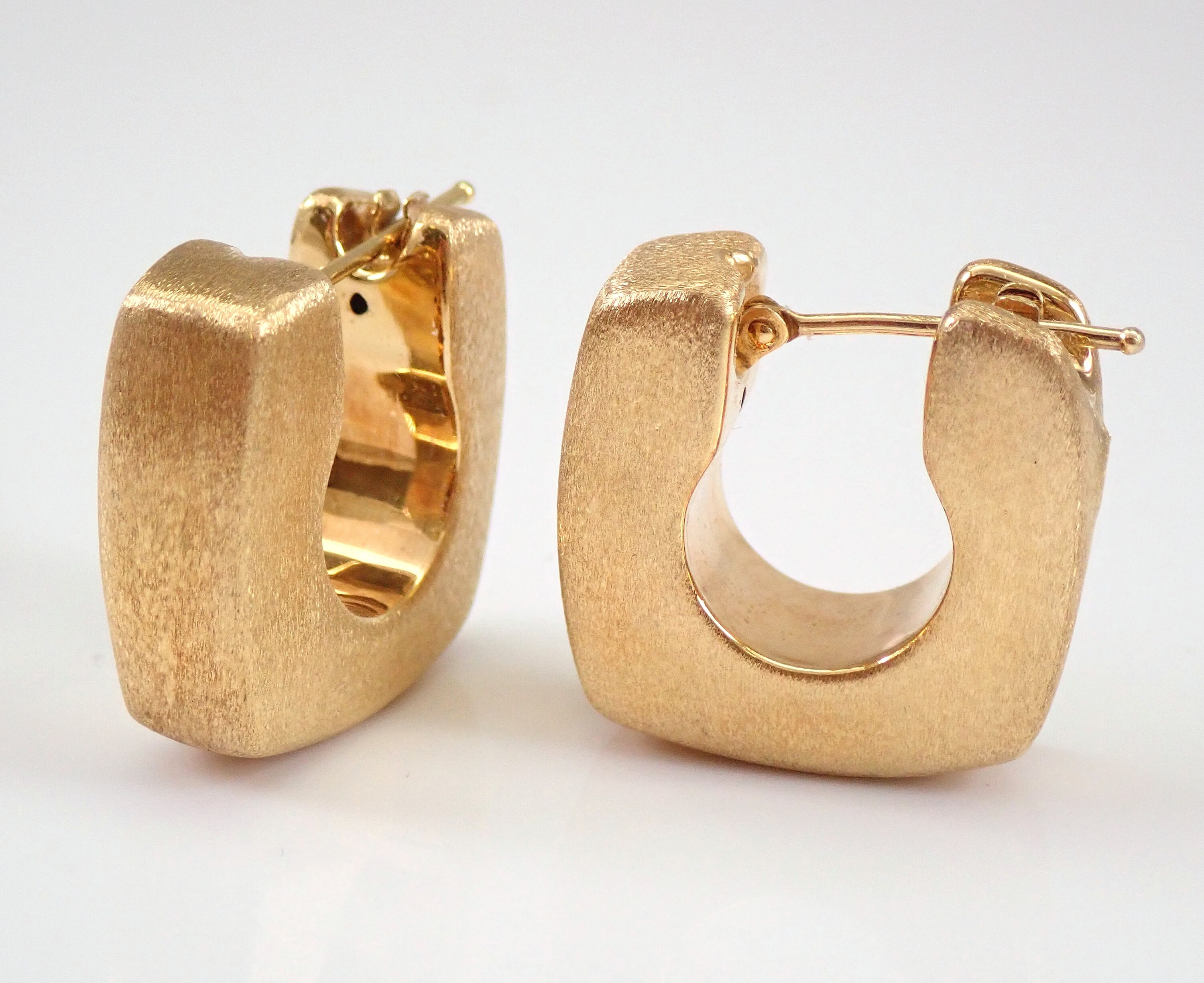 Estate Solid Gold Earrings Vintage 18K Yellow Gold Chunky Hoops Gold