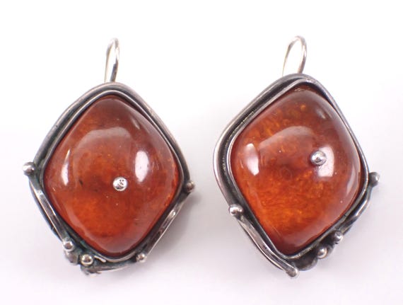 Sterling Silver Vintage Amber Earrings - Unique Baltic Gemstone Drops on Kidney Wire