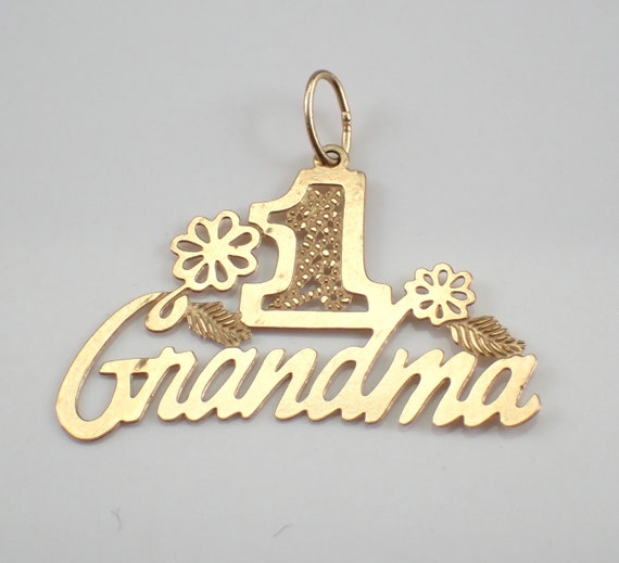 Vintage 14K Yellow Gold #1 Grandma Charm Flower Pendant