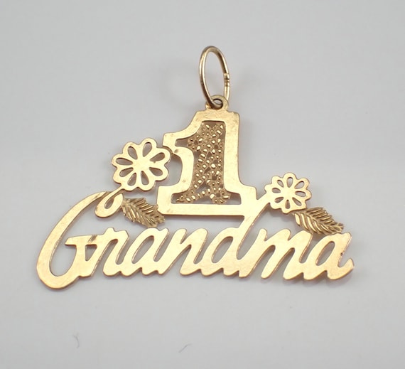 Vintage 14K Yellow Gold #1 Grandma Charm Flower Pendant