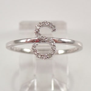 Anillo de oro blanco con inicial de diamante, delicado anillo con nombre y letra S, regalo para tu mejor amiga, graduación o 16.