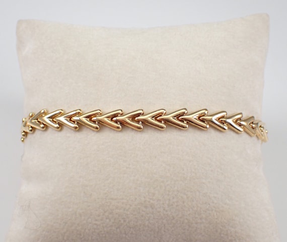 Vintage 14K Yellow Gold Chevron Link Bracelet - Unique Estate V shape Tennis Bracelet