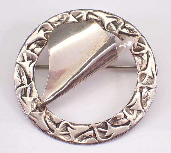 Vintage Sterling Silver Circle Pin Brooch - Unique Estate Pearl Jewelry Gift