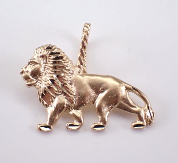 14K Yellow Gold Lion Charm, Vintage King of the Jungle Pendant for Necklace or Bracelet