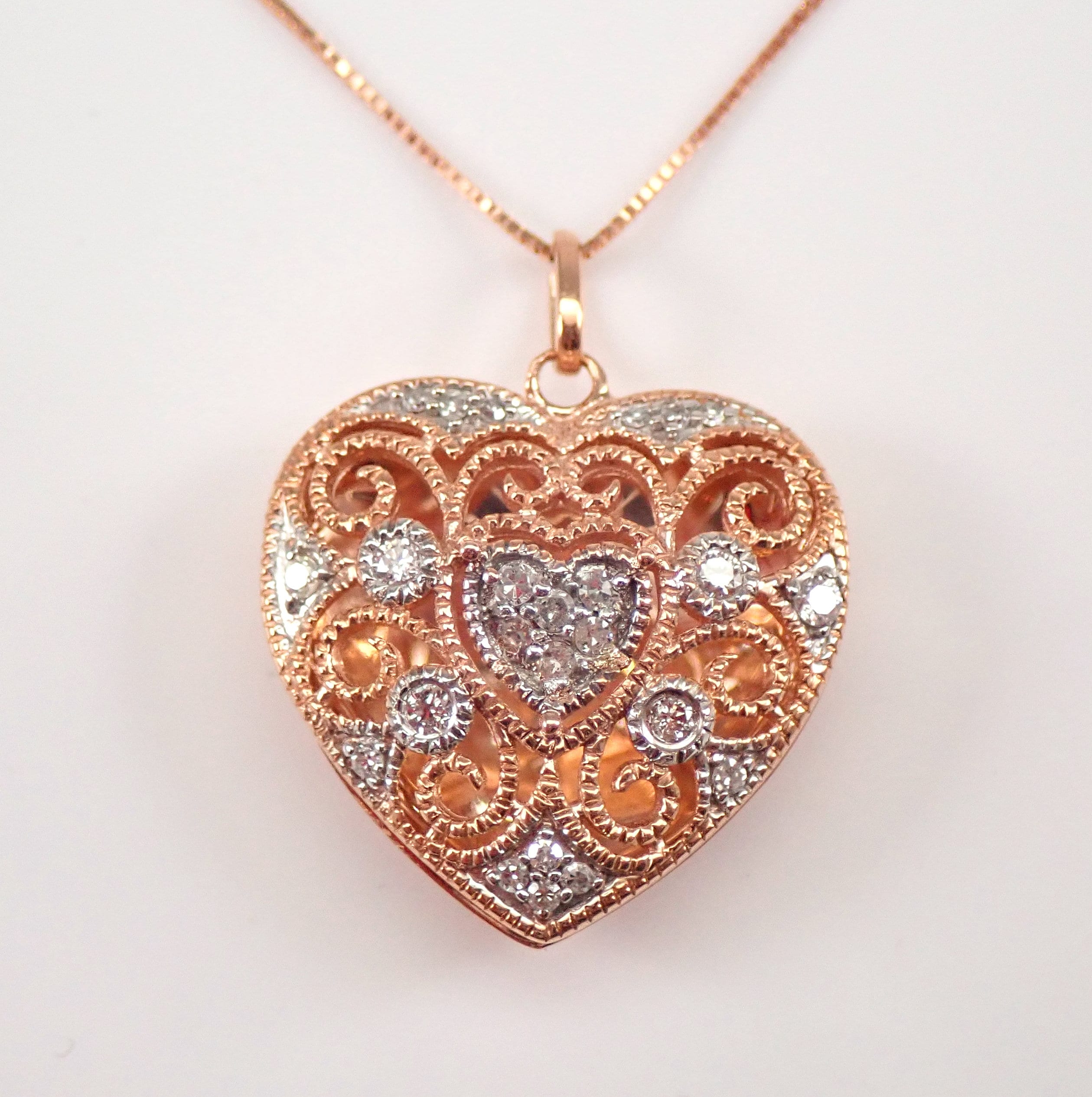 diamond heart locket necklace