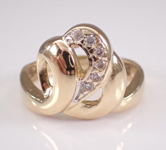 Vintage 14K Yellow Gold Ring - Estate Freeform Cubic Zirconia Band