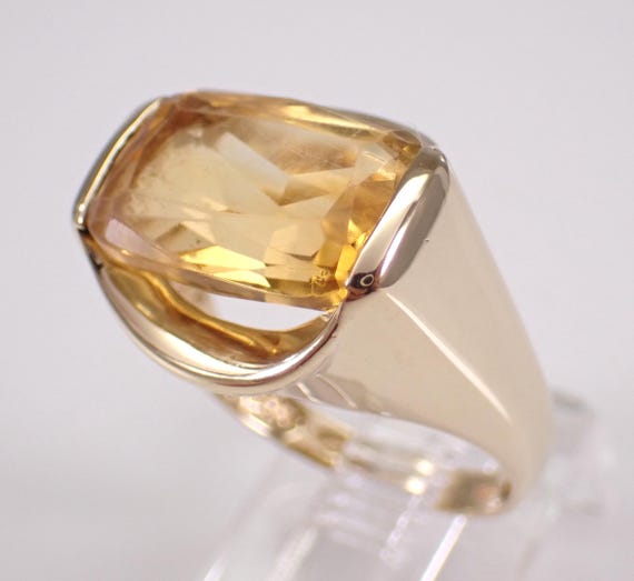 Vintage 14K Yellow Gold Citrine Ring - Estate Solitaire Engagement Setting - Unique Gemstone Fine Jewelry Gift