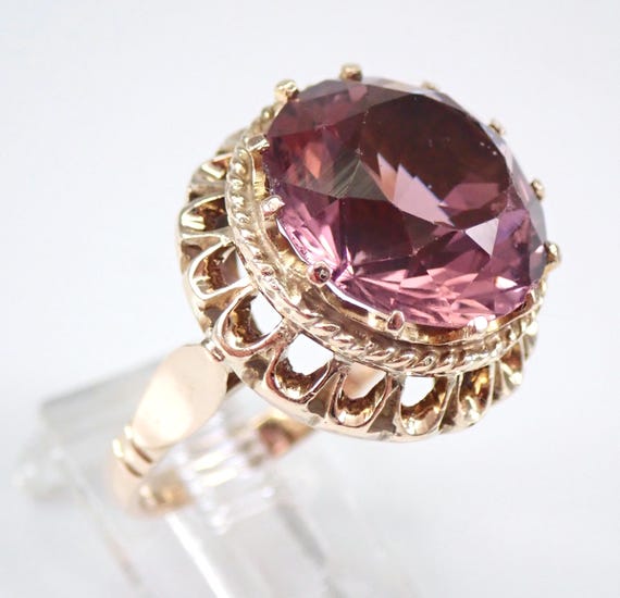 Antique Large Amethyst Gem Ring - Vintage 14K Yellow Gold Solitaire Ring - 1940s Retro Gemstone Jewelry Gift
