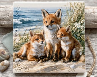Dessous de plat en céramique Renard côtier | Décoration et sous-verre artistique pour maison de plage | Famille de renards roux aquarelle | Cadeau pour les amoureux de la nature