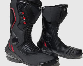 Ręcznie robione czarne buty motocyklowe wyścigowe | Ochronny sprzęt sportowy dla mężczyzn i kobiet z czerwonymi akcentami