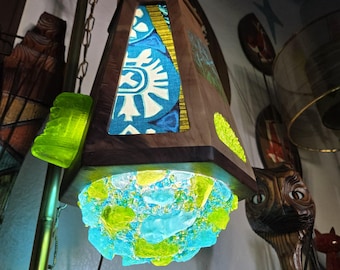 Walnut MCM inspired chunky resin & glass tiki lamp