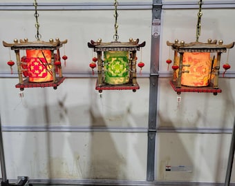 Pagoda lotus/jade tile tiki lamp