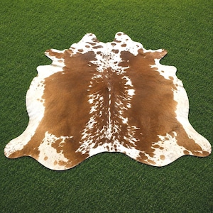 Natural Cowhide Area Rug – Authentic Leather Patchwork Carpet for Living Room