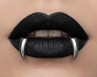 Vampire Fang Lip Cuffs Non Piercing Lip Ring Set, Gothic Faux Lip Piercing Jewelry, Stainless Steel Alt Fashion Accessory, Cosplay Gift