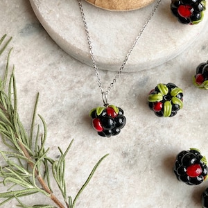 BlackBerry Fruit Necklace / Fruit Jewelry / Vegan Necklace / Berry Pendant