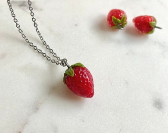 Glass Strawberry Necklace / Handblown Glass / Strawberry Fruit Necklace/ Fruit Jewelry / Vegan Necklace / Berry Jewelry