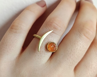 Sunstone Sun and Moon Ring / Celestial jewelry / Brass Adjustable Ring / Moon ring / moon jewelry / Sun ring / Sunstone Ring / raw gemstone