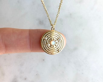 Gold Universe Necklace with Opal Sun / Solar System Necklace / Galaxy Jewelry / Sun Necklace / Planets / Planet Jewelry / Gold Necklace