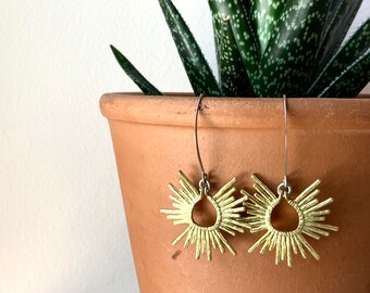 Bohemian Sun Earrings / Sunburst Dangle Earrings / Brass Jewelry / Hypoallergenic Earrings / For Sensitive Ears