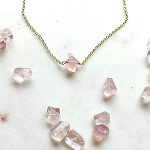 Dainty Rose Quartz Necklace / Love Stone / Raw Gemstone / Dainty Gold Necklace / Pink Quartz / Pink Gemstone /