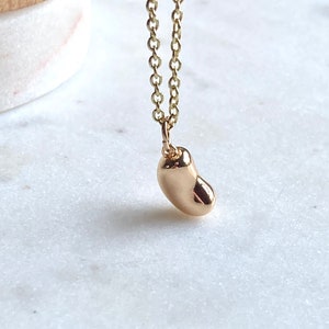 Baby Bean Gold Necklace / New Baby Gift / Push Present / Kidney Bean / Gender Reveal / Little Bean / Baby Shower Gift / New Mom Gift / Mama