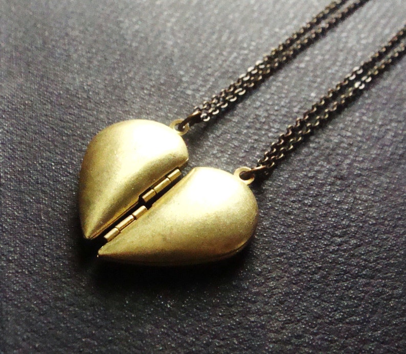 Half Heart Locket Necklace / Best Friend Necklace Set / Mother Daughter Lockets 
