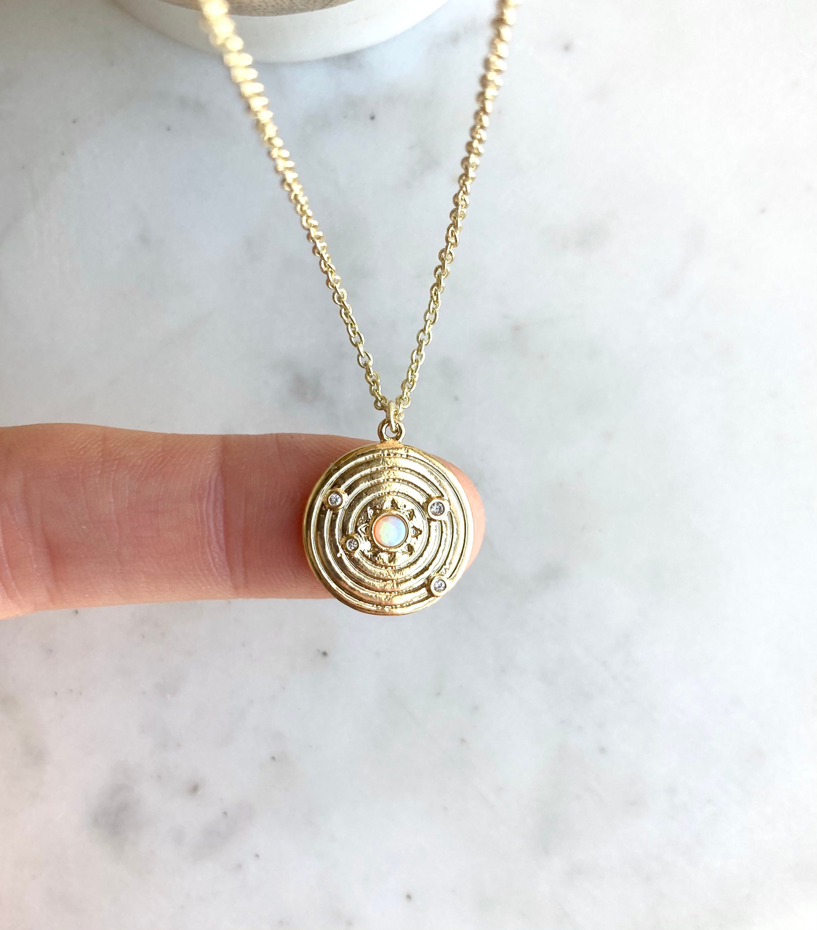 Universe Necklace Gold