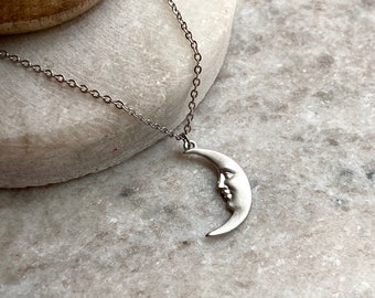 Man in the Moon Face Silver Necklace / Moon Face / Man in the Moon / Man on the Moon / Dainty Moon Necklace / Crescent Moon / Celestial