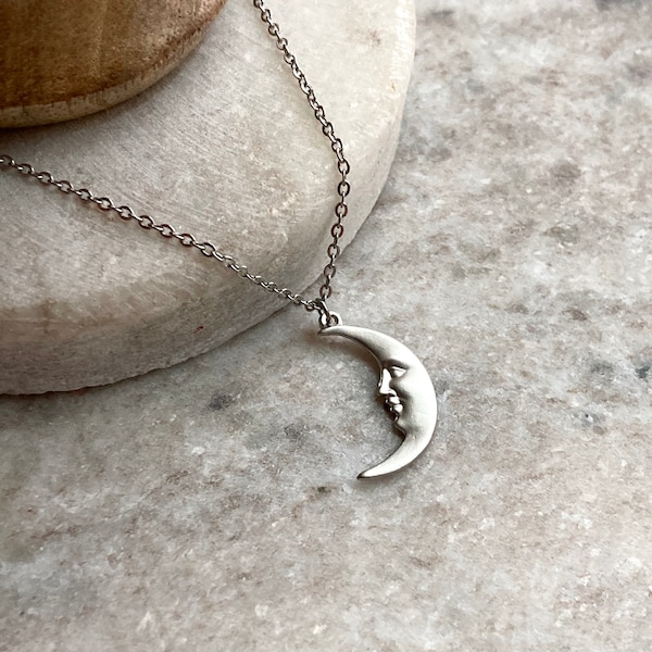 Man in the Moon Face Silver Necklace / Moon Face / Man in the Moon / Man on the Moon / Dainty Moon Necklace / Crescent Moon / Celestial