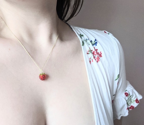 ☆Hei☆ berry fruit necklace HE24SPNFW670XXFR Designer fashion, Seoul-fully created | W Concept